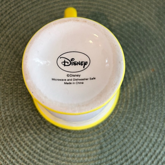 Disney Beauty & the Beast Ceramic 10oz " Mrs. Potts Chip" Mug no box is Vintage. - Picture 6 of 8
